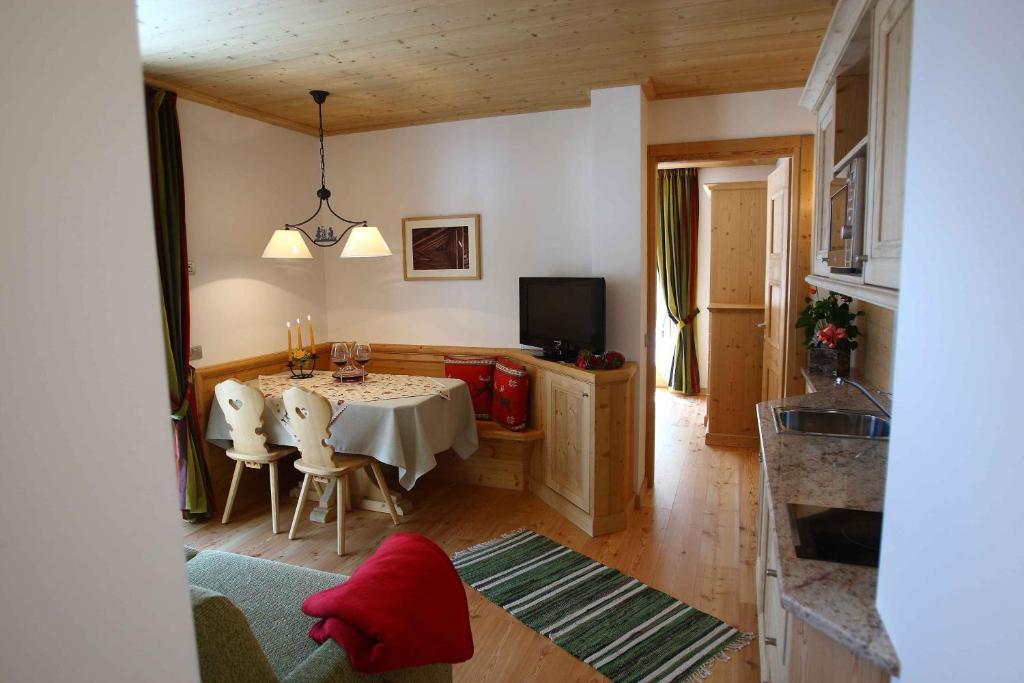 Apartments Sol E Nef Rocca Pietore Chambre photo